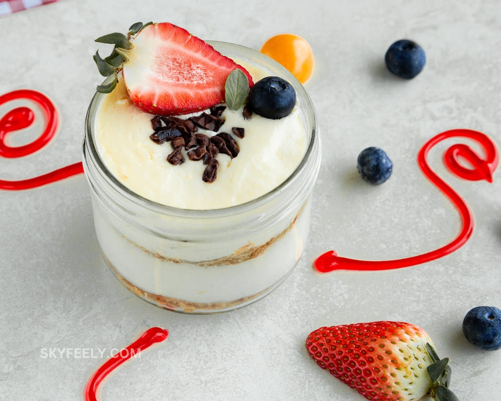 Greek Yogurt Parfait is the healthy Nutrition food